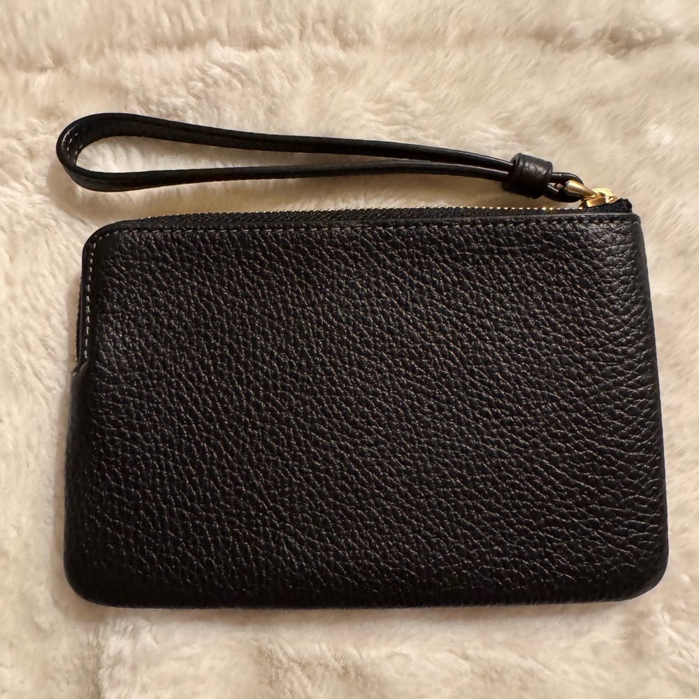 Coach Corner Zip Wristlet in Black Leather With Crystal - Picture 2 of 4